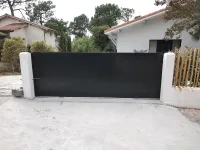 Création de portail sur mesure  fabrication d'un portail plein à Salles (3webp