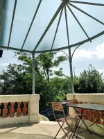 Spécialiste des marquises en acier sur mesure (4)webp